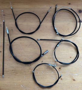 Bowden cables for BMW R35